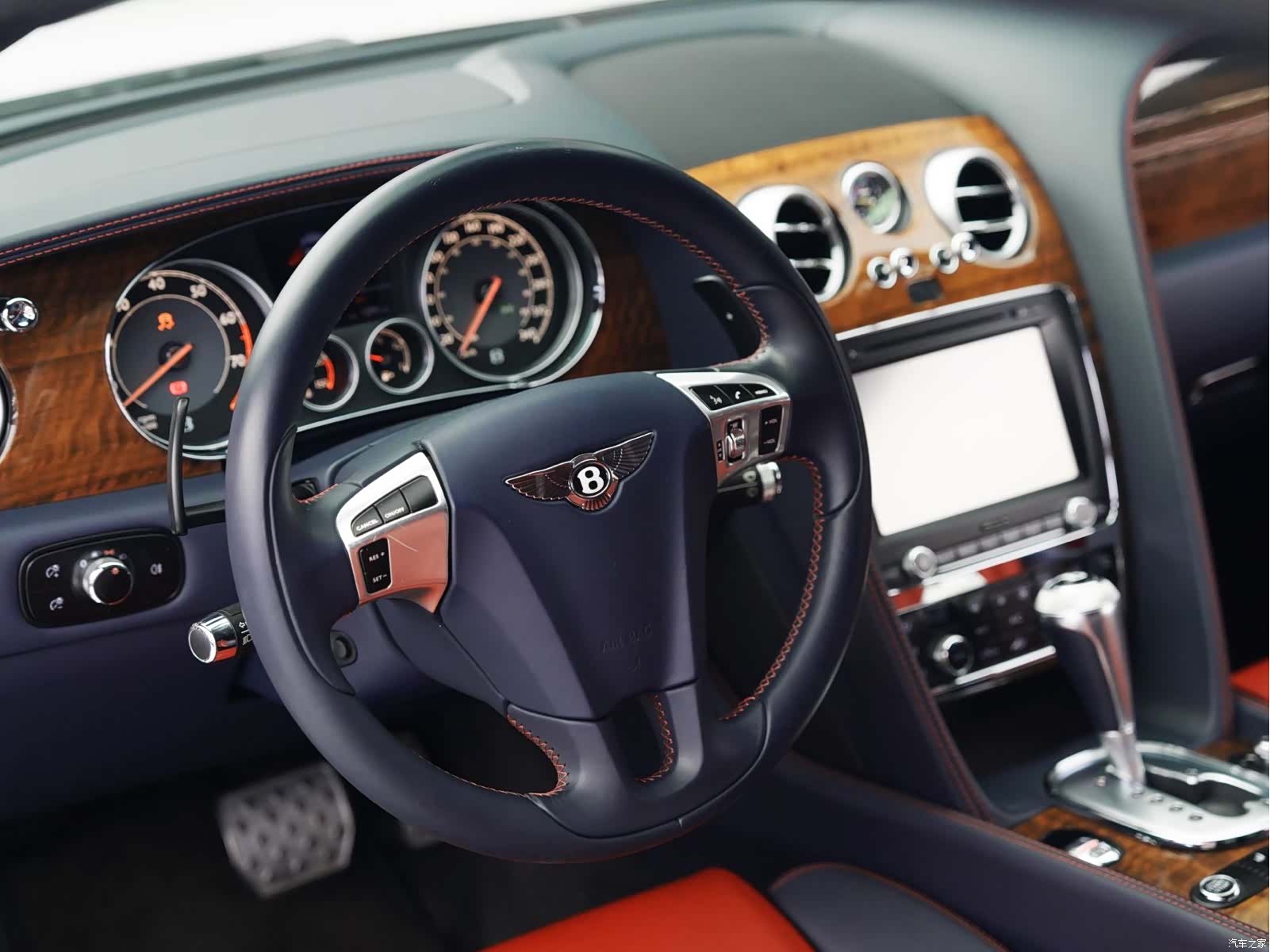 Bentley Continental GT, 2016 12