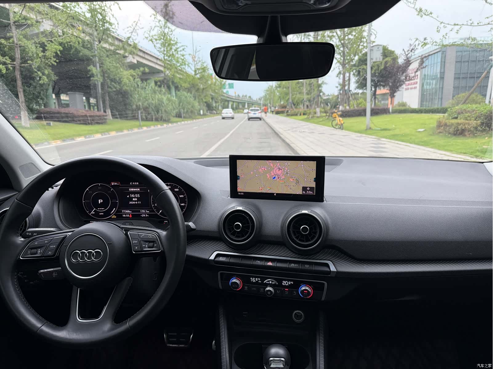 Audi e-tron, 2021 9