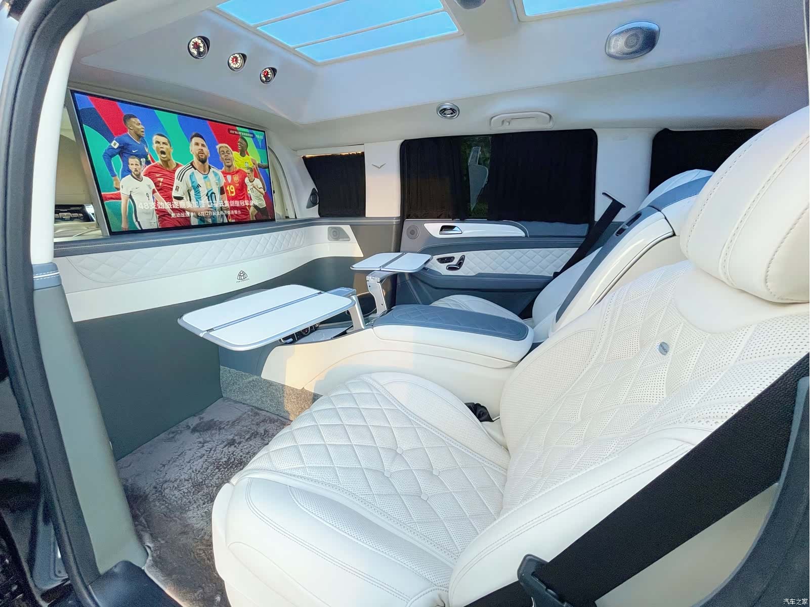 Mercedes-Benz GLS, 2019 9