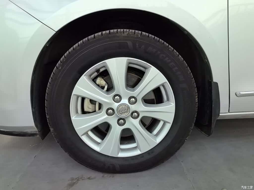 Buick GL8, 2016 23