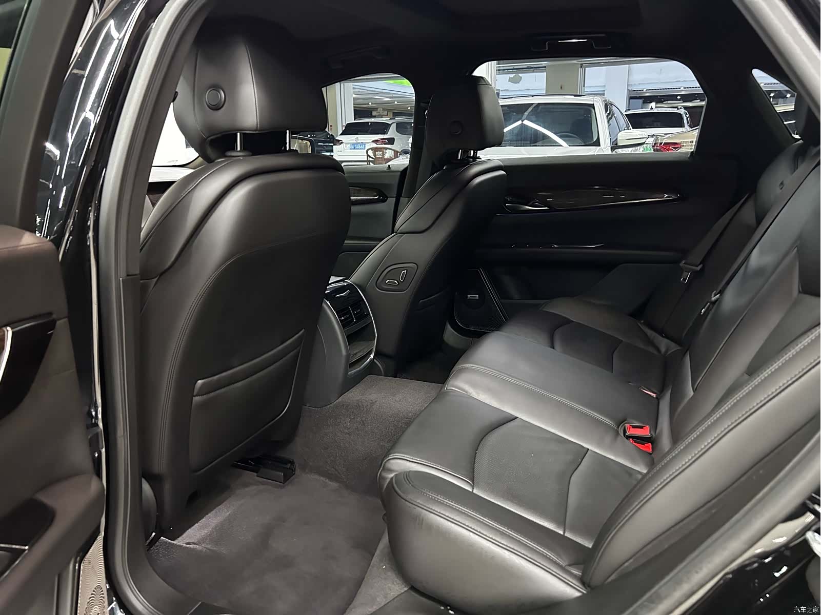 Cadillac CT6, 2018 6