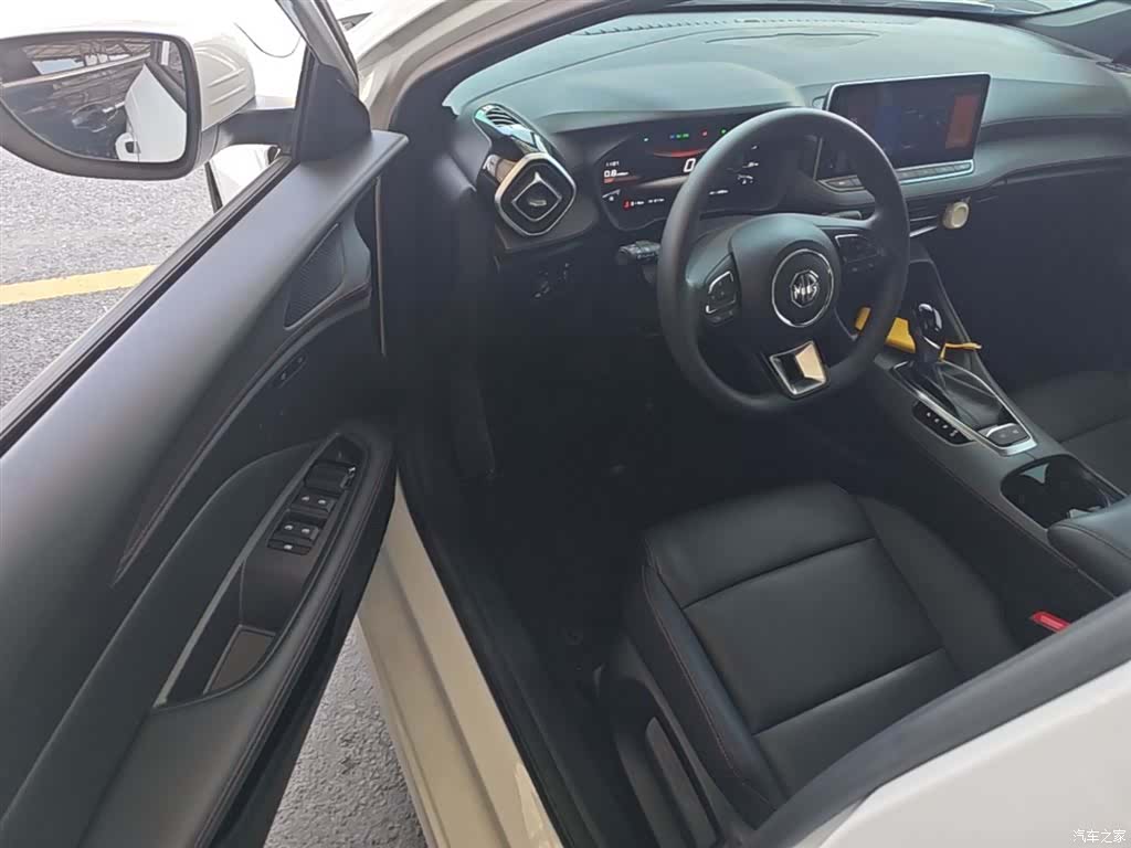MG MG5, 2024 16