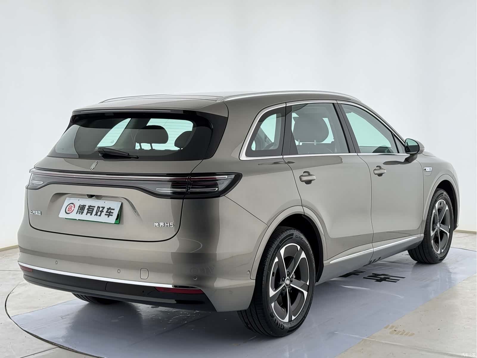 SAIC ShangJie H5, 2026 14