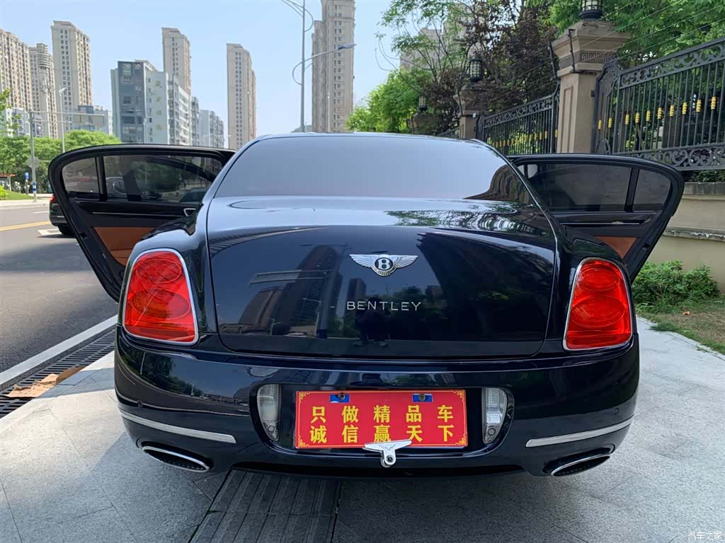 Bentley Flying Spur, 2013 все фото