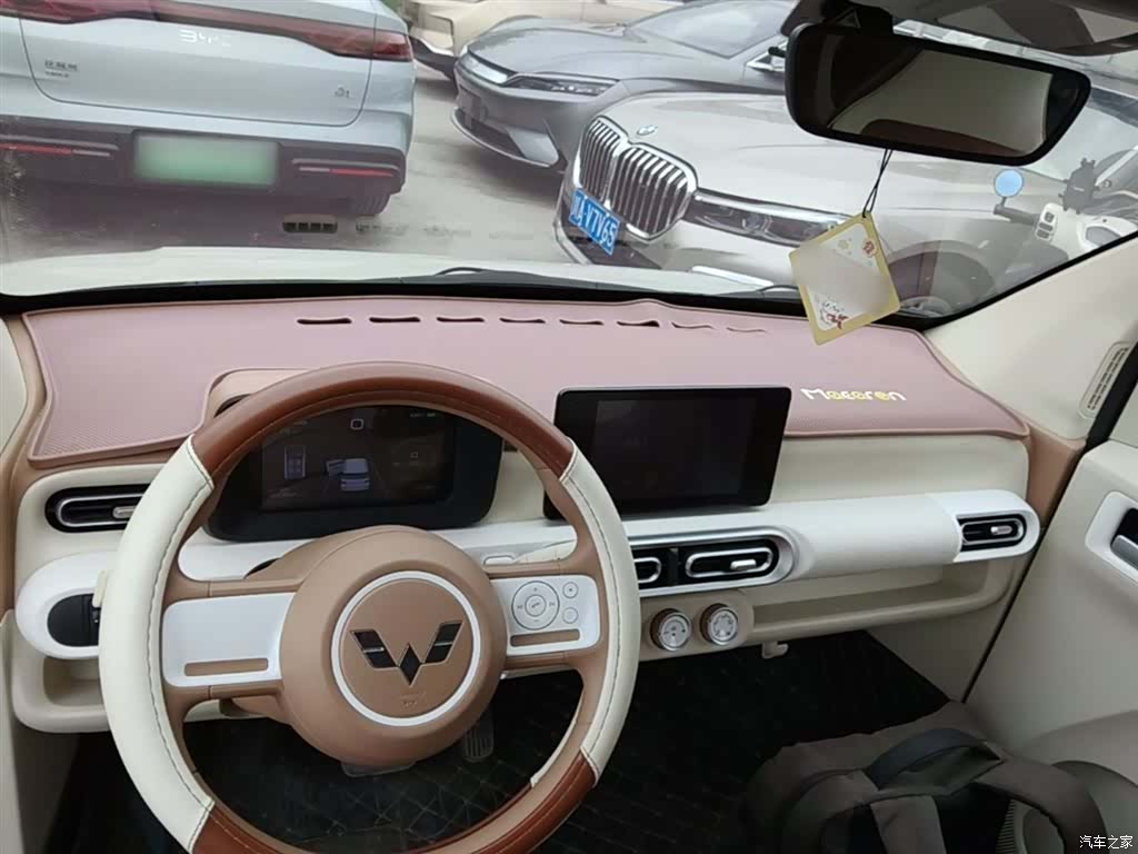 Wuling MINIEV, 2024 10