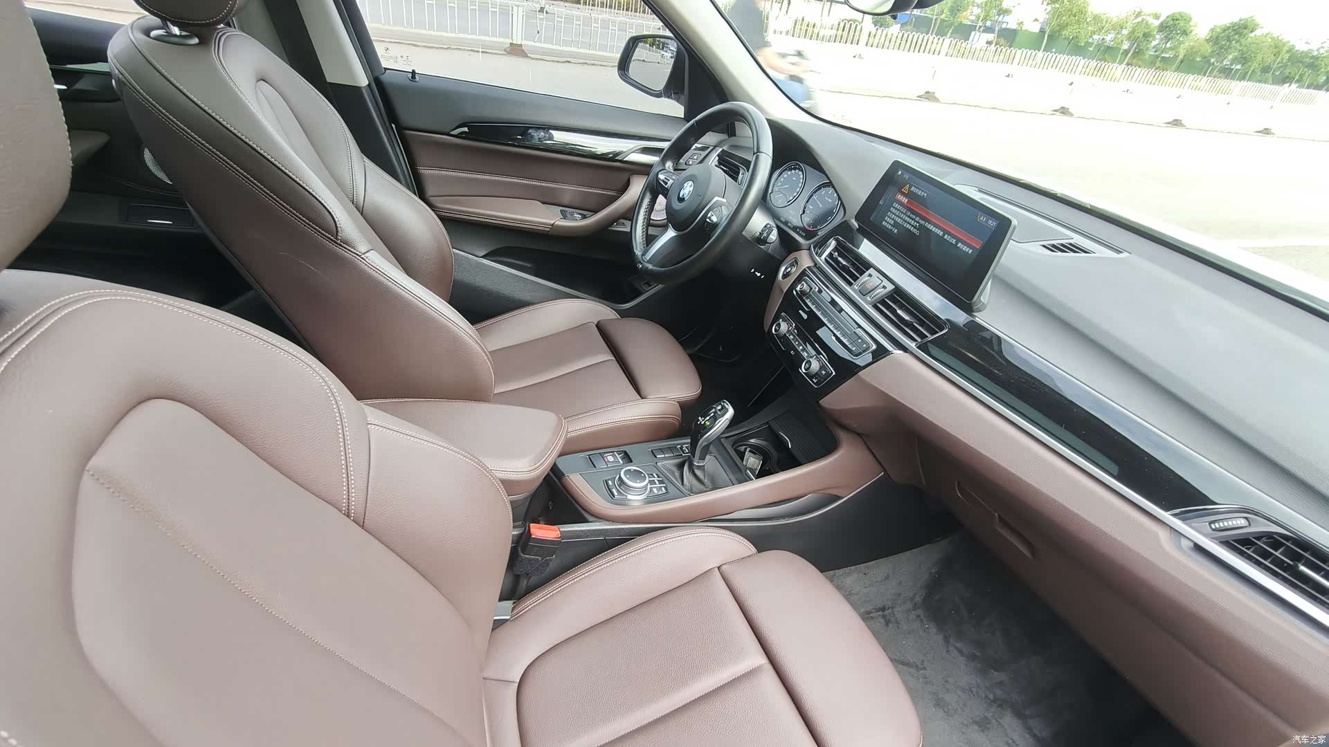 BMW X1, 2021 11