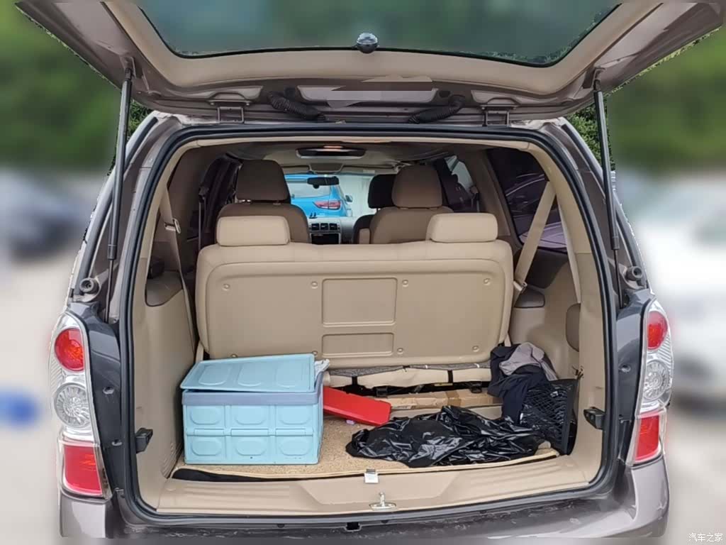 Buick GL8, 2016 10
