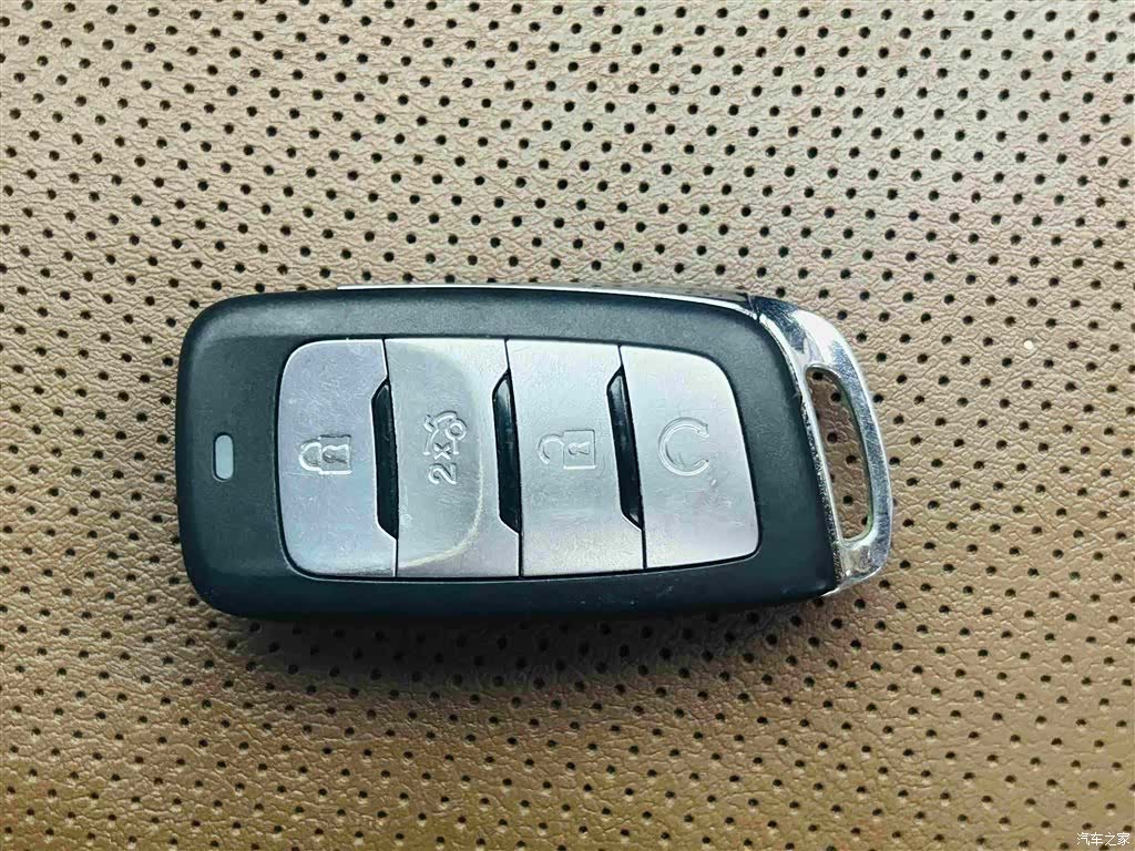 Changan CS95, 2018 13