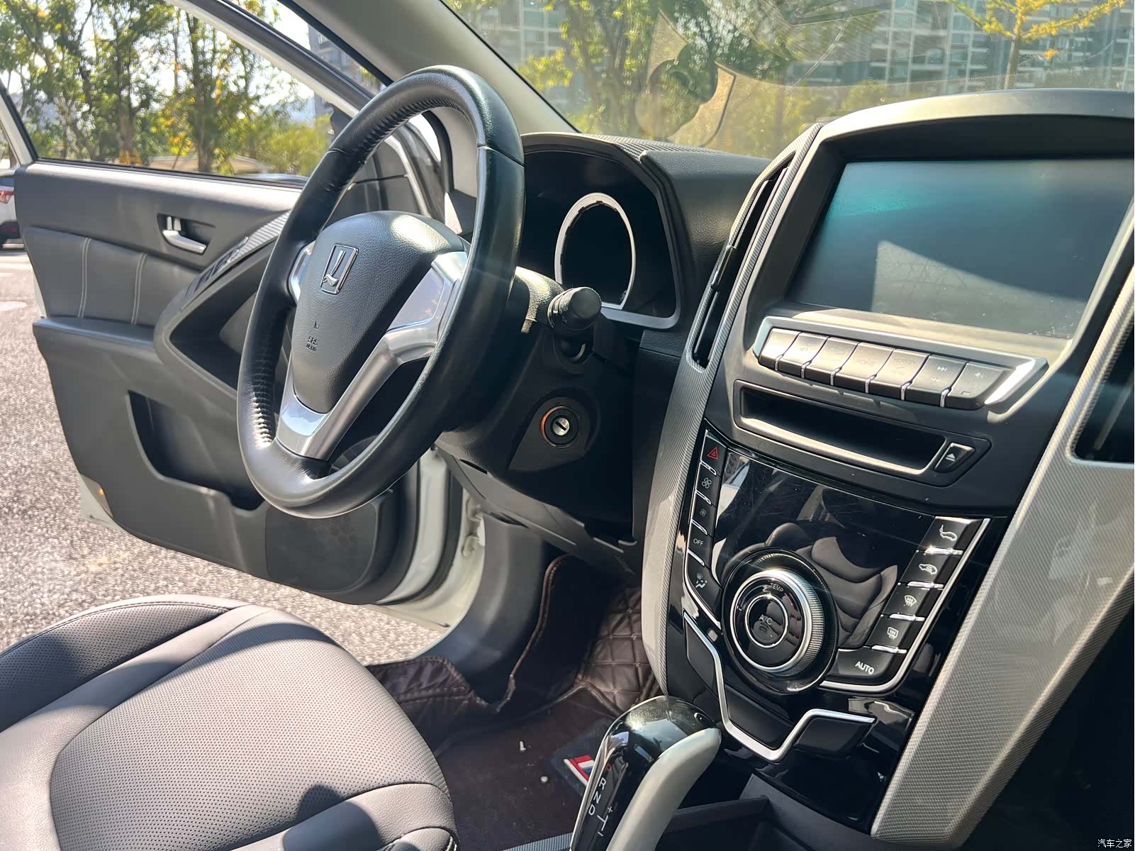 DongFeng 6, 2015 12