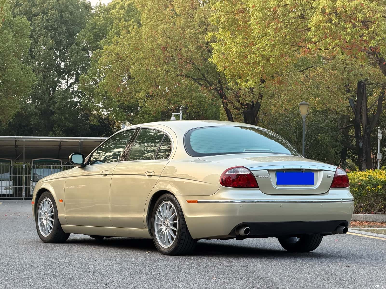 Jaguar S-TYPE, 2007 4