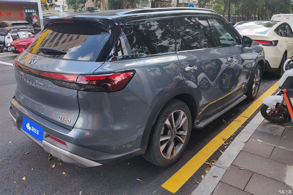 Infiniti QX60, 2022 3