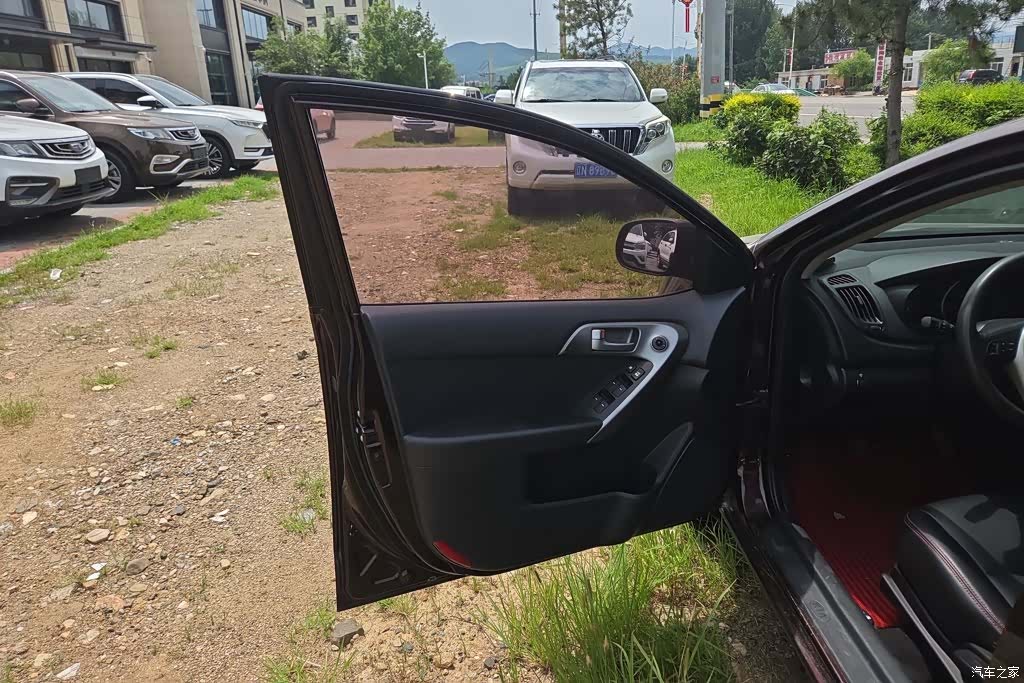 Kia GL, 2012 7