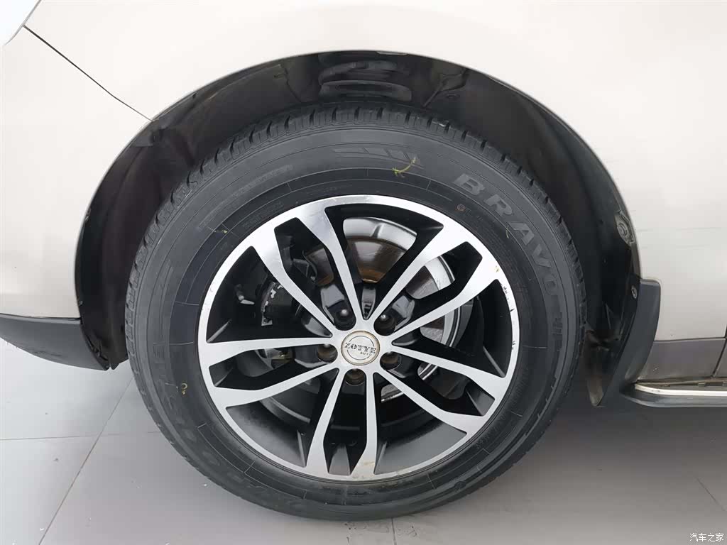 Zotye T600, 2015 17