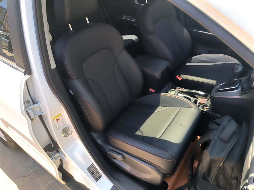 Haval M6, 2017 25