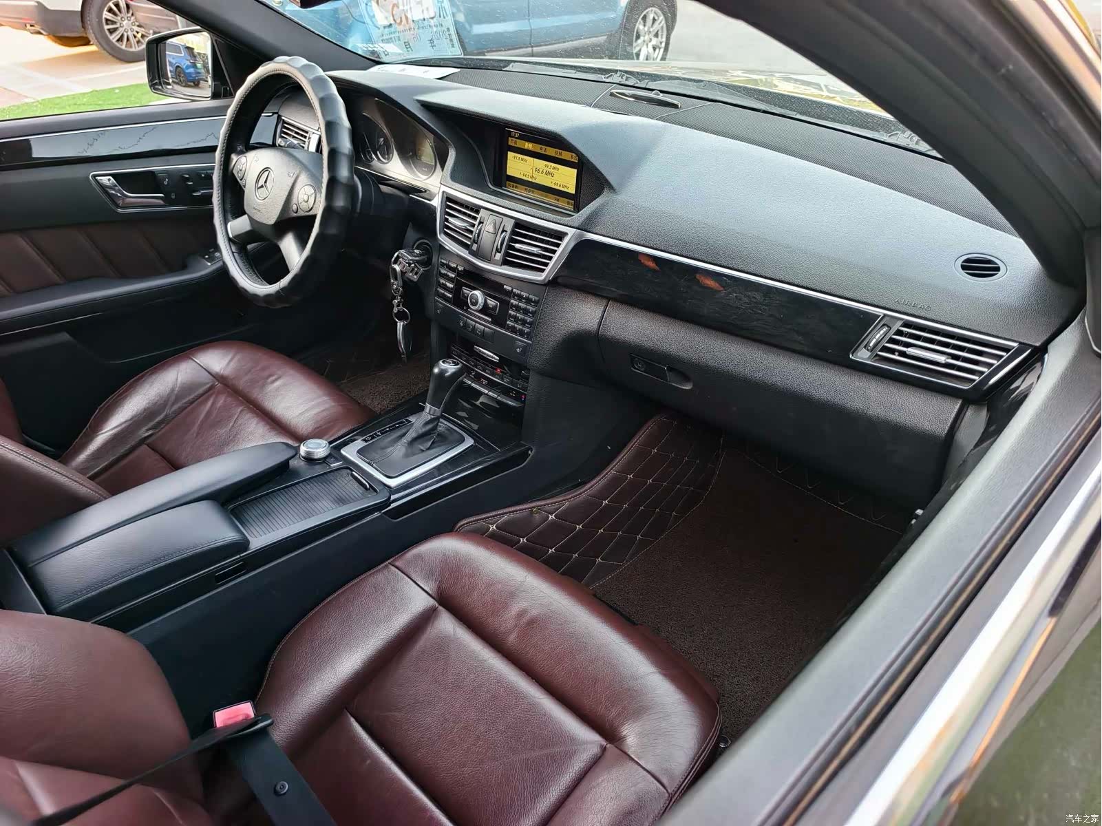 Mercedes-Benz E-Class, 2011 17