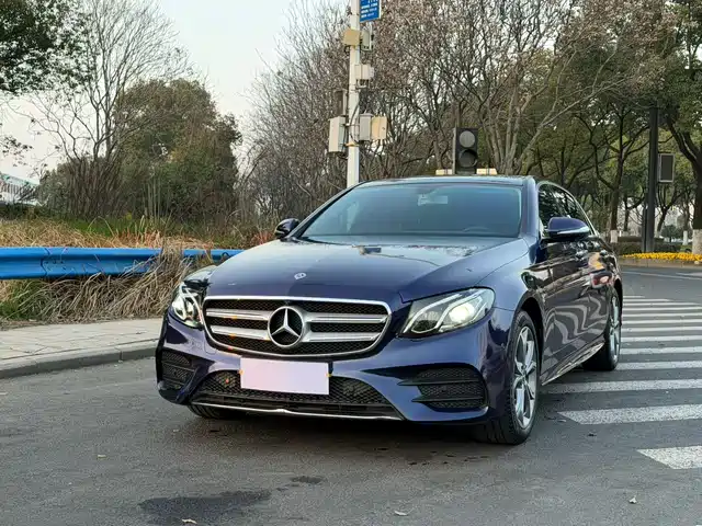 Mercedes-Benz E-Class 2020 — купить из Китая под заказ