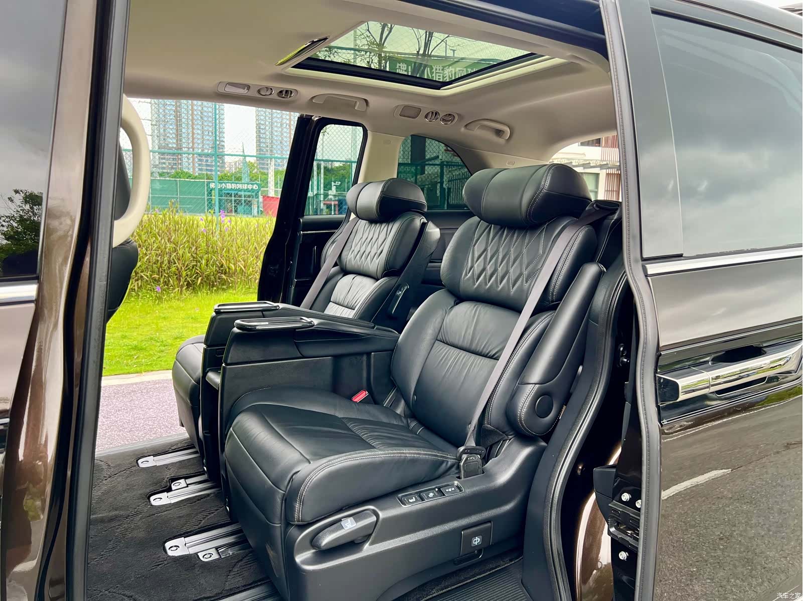 Honda Elysion, 2021 9