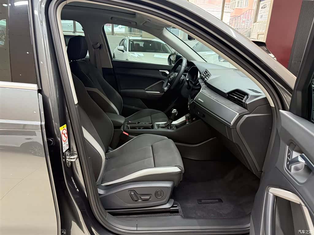 Audi Q3, 2023 8
