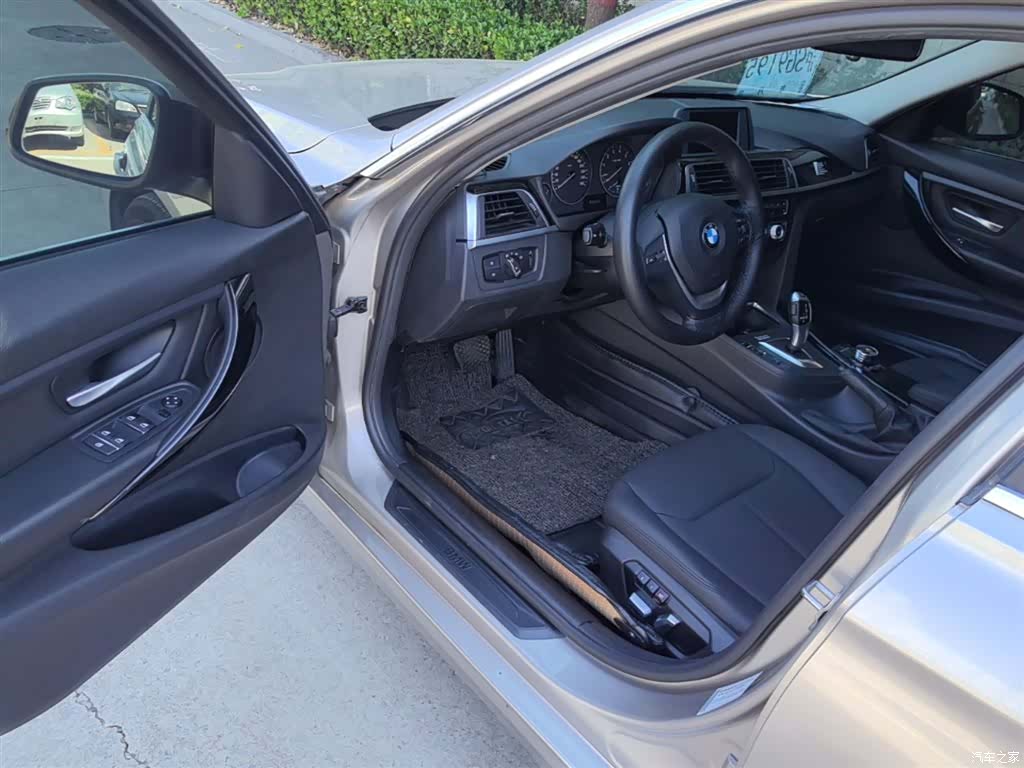 BMW 3 Series, 2016 16