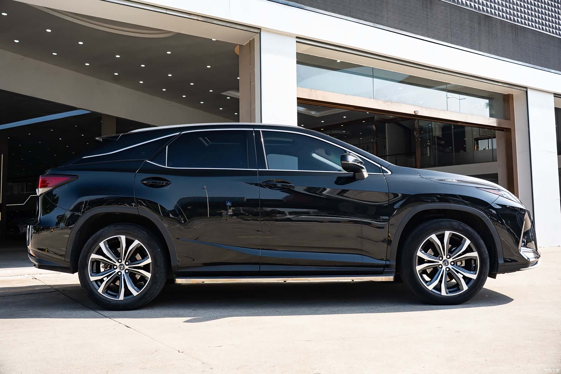 Lexus RX, 2020 4