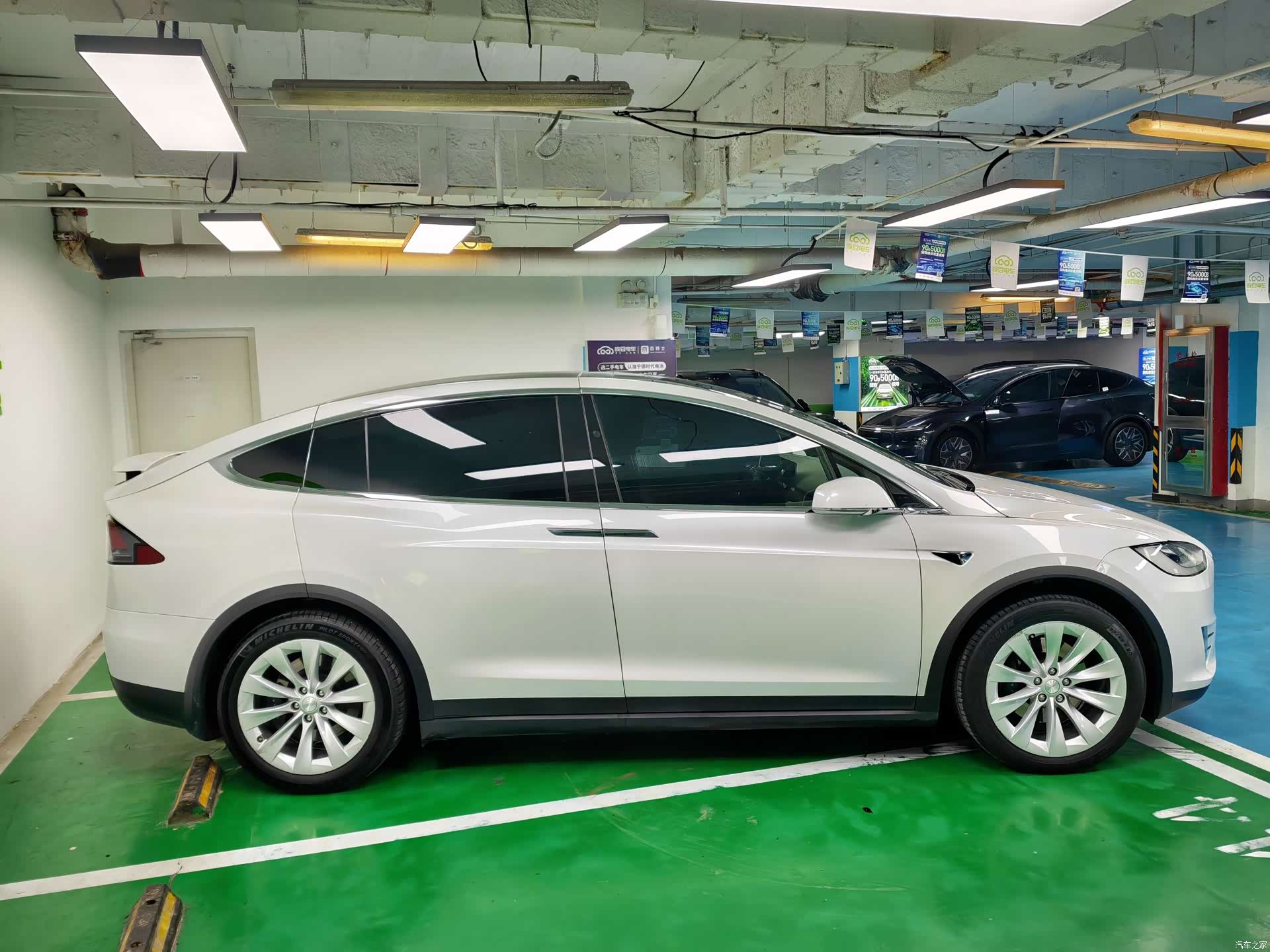 Tesla Model X, 2020 6