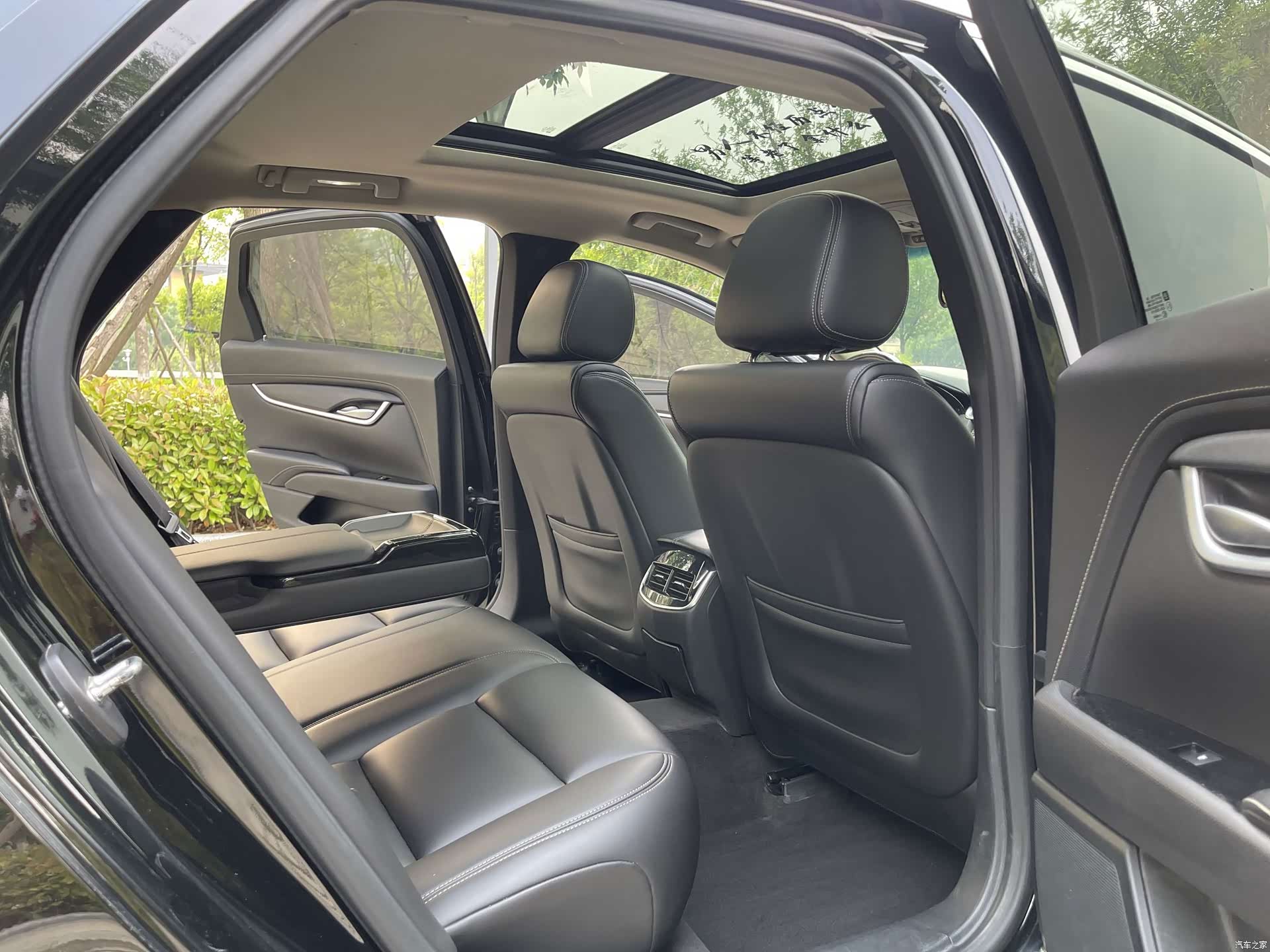 Cadillac XTS, 2018 9