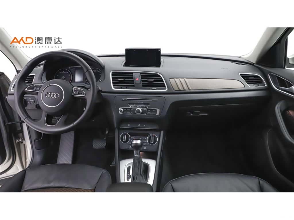 Audi Q3, 2018 все фото