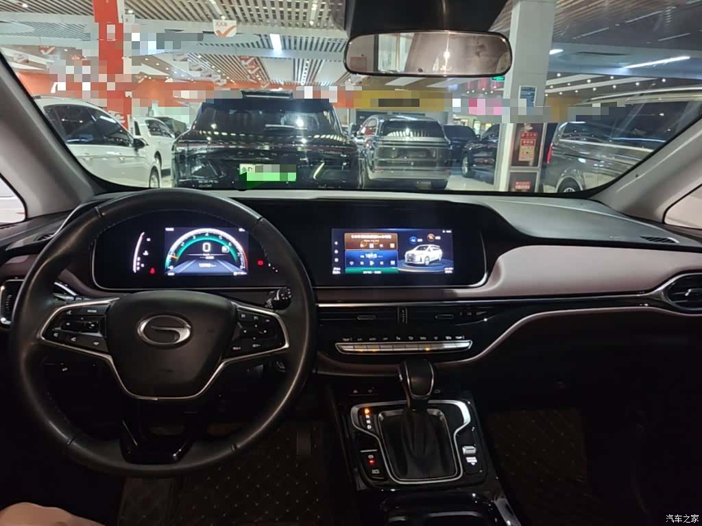 Trumpchi M6, 2025 10