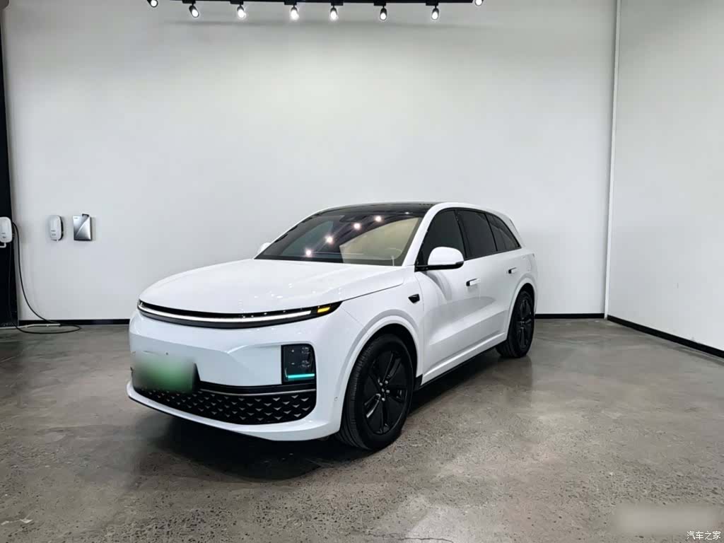 Li Auto L6, 2025 2