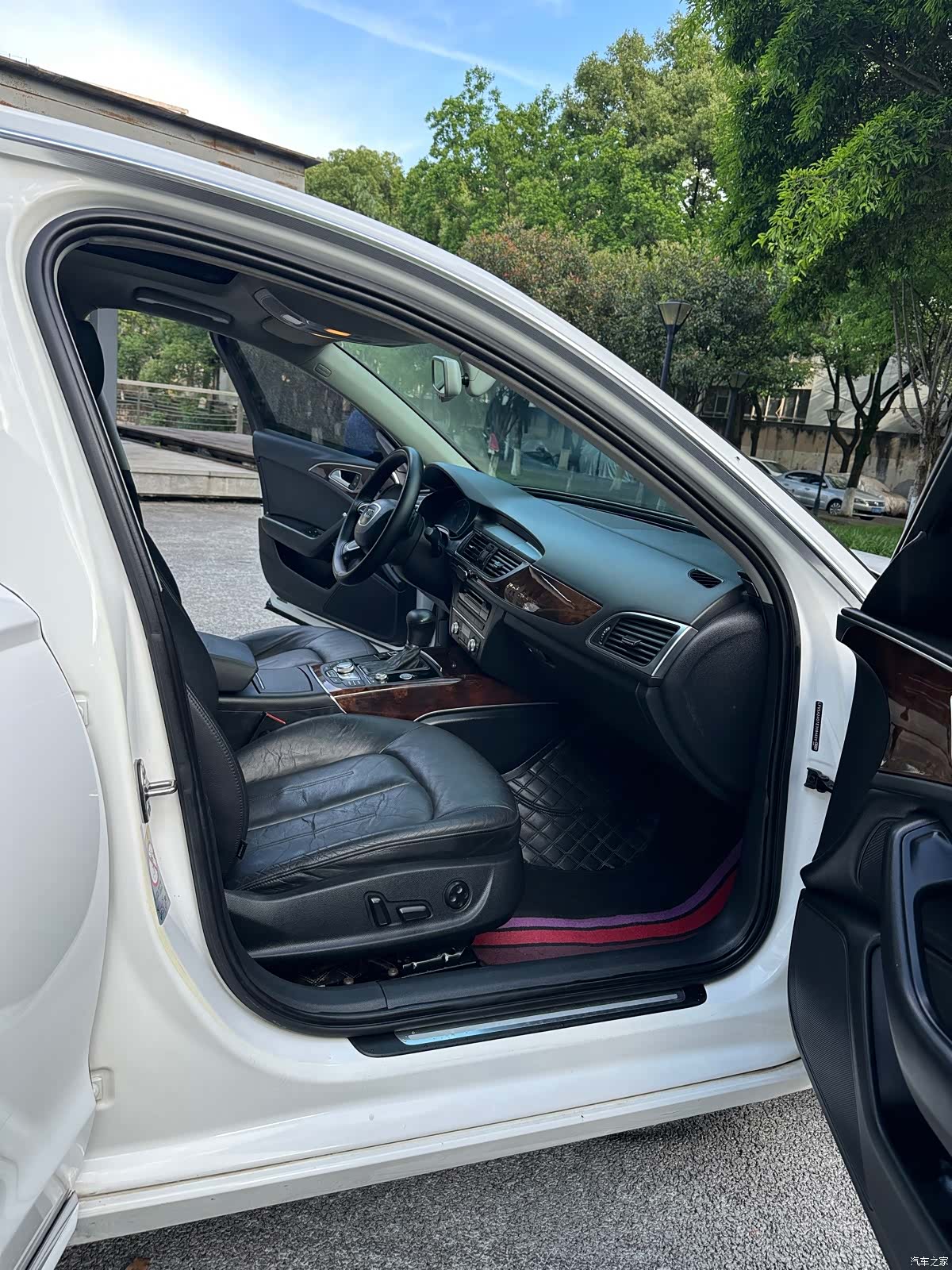 Audi A6L, 2015 14