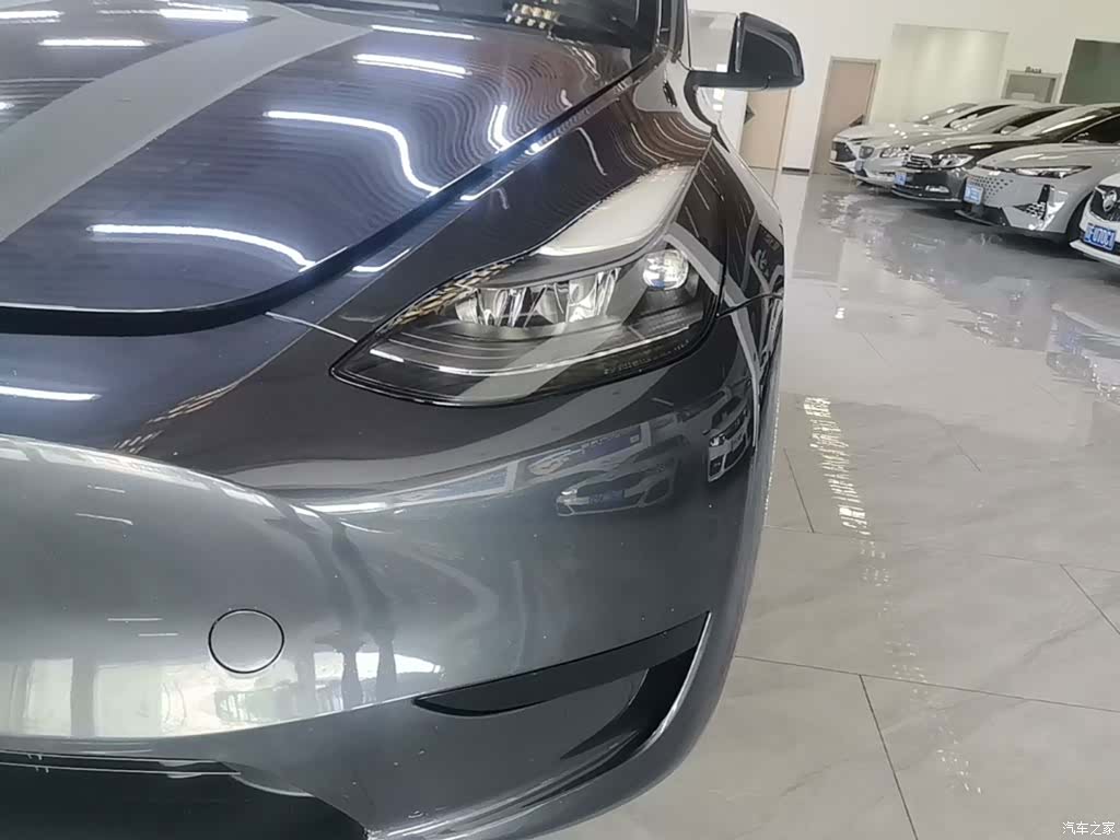 Tesla Model Y, 2024 24