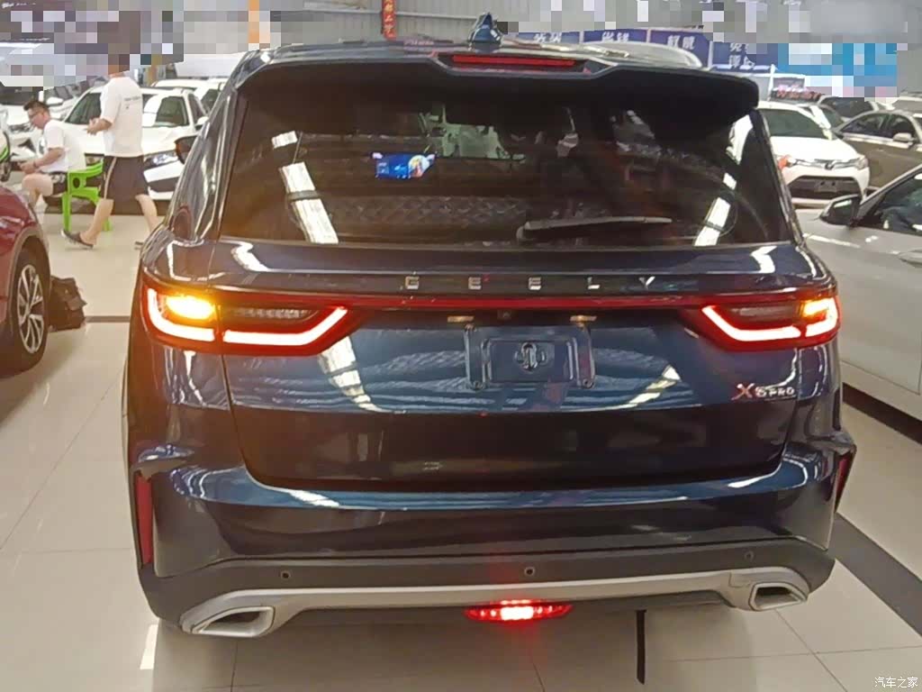 Geely X6, 2022 6