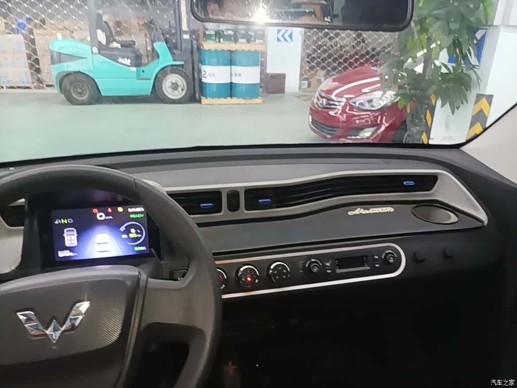 Wuling MINIEV, 2021 6
