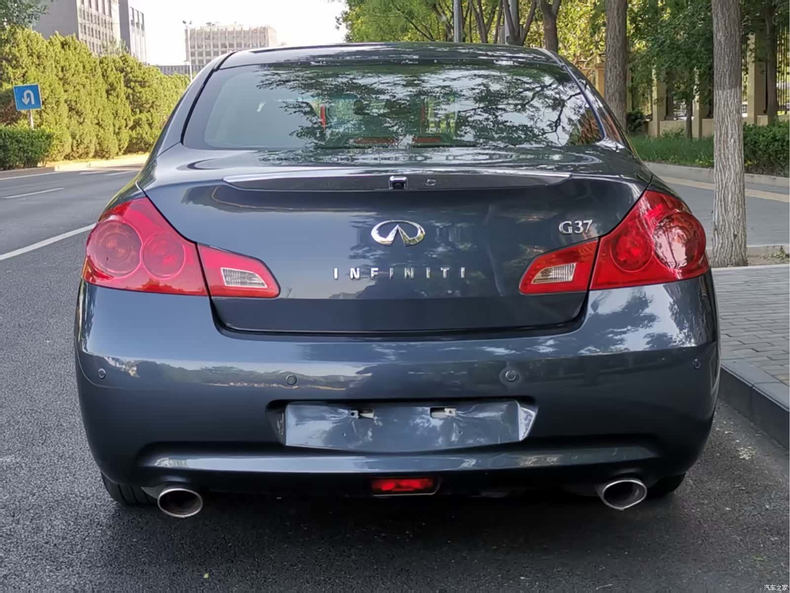 Infiniti G37, 2010 15