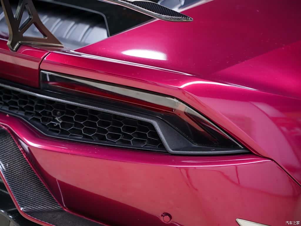 Lamborghini Huracán, 2017 все фото