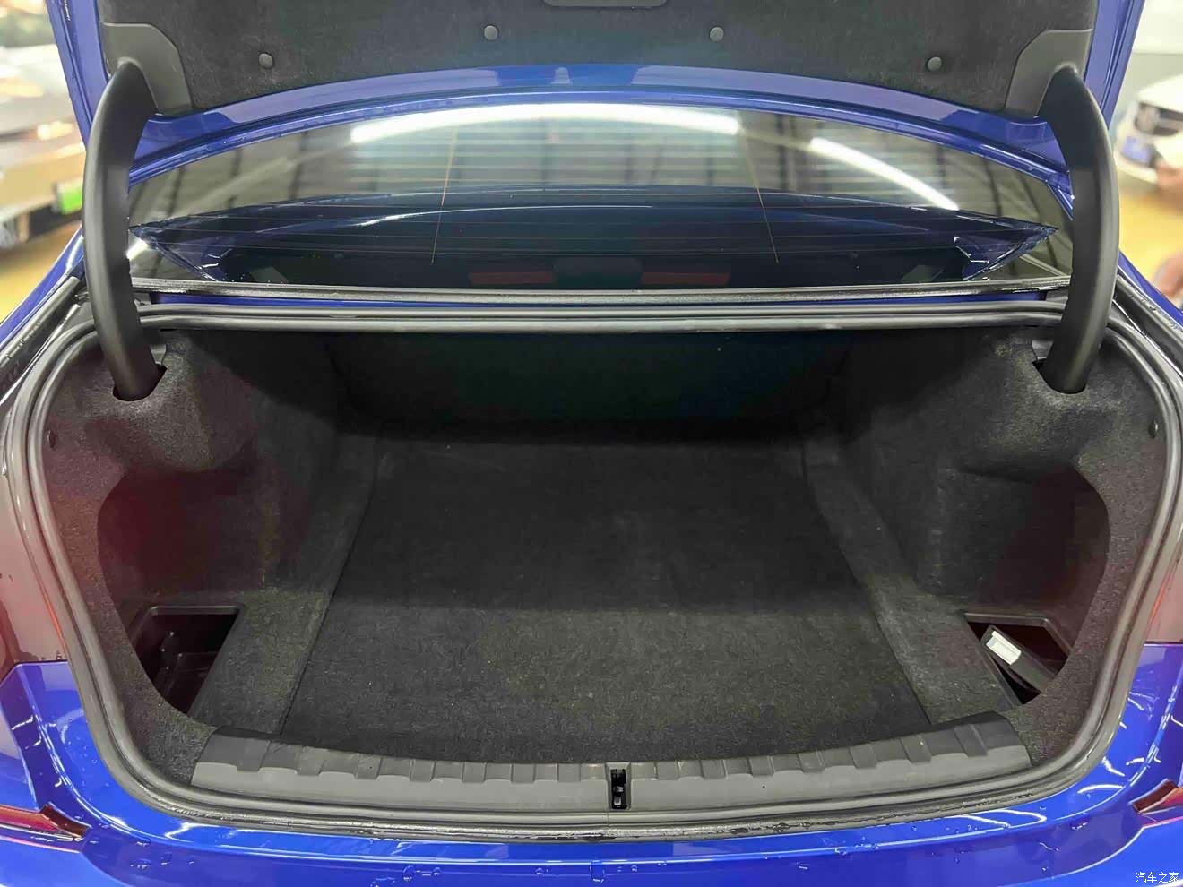 BMW 3 Series, 2019 18