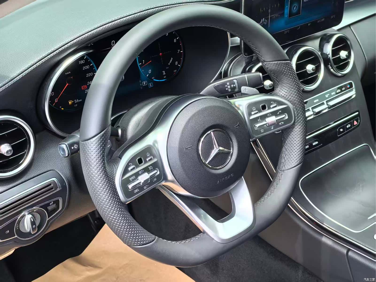 Mercedes-Benz C-Class, 2020 18
