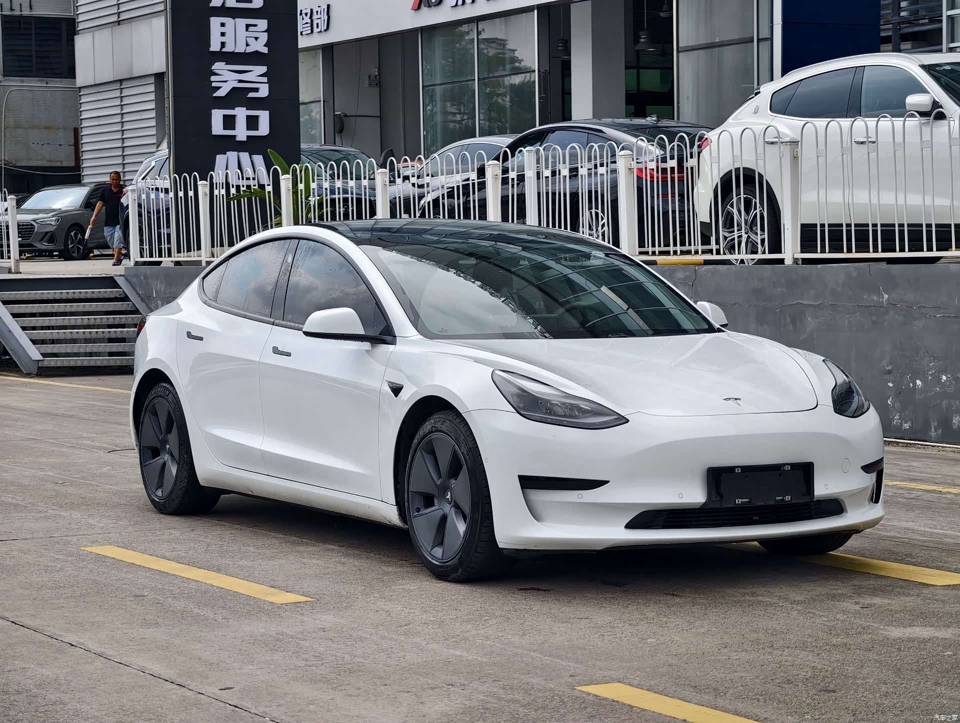 Tesla Model 3, 2021 3
