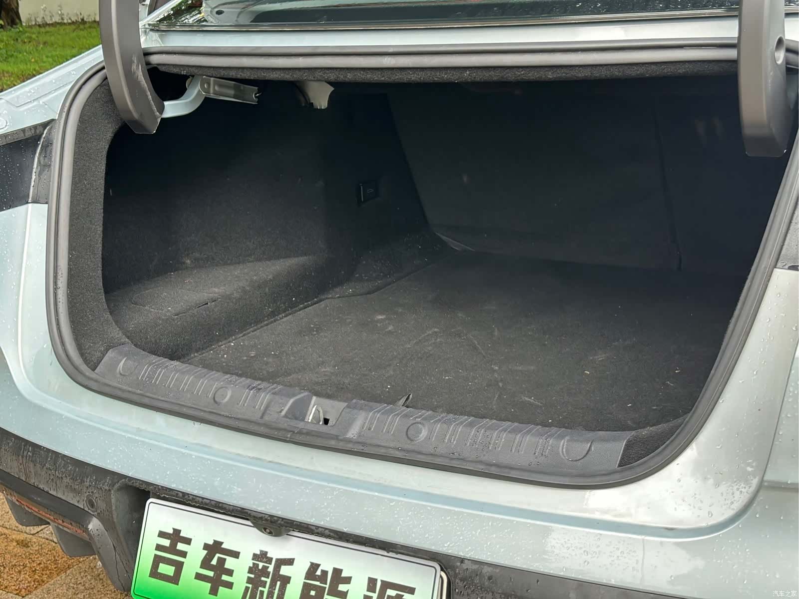 BYD Qin, 2025 13