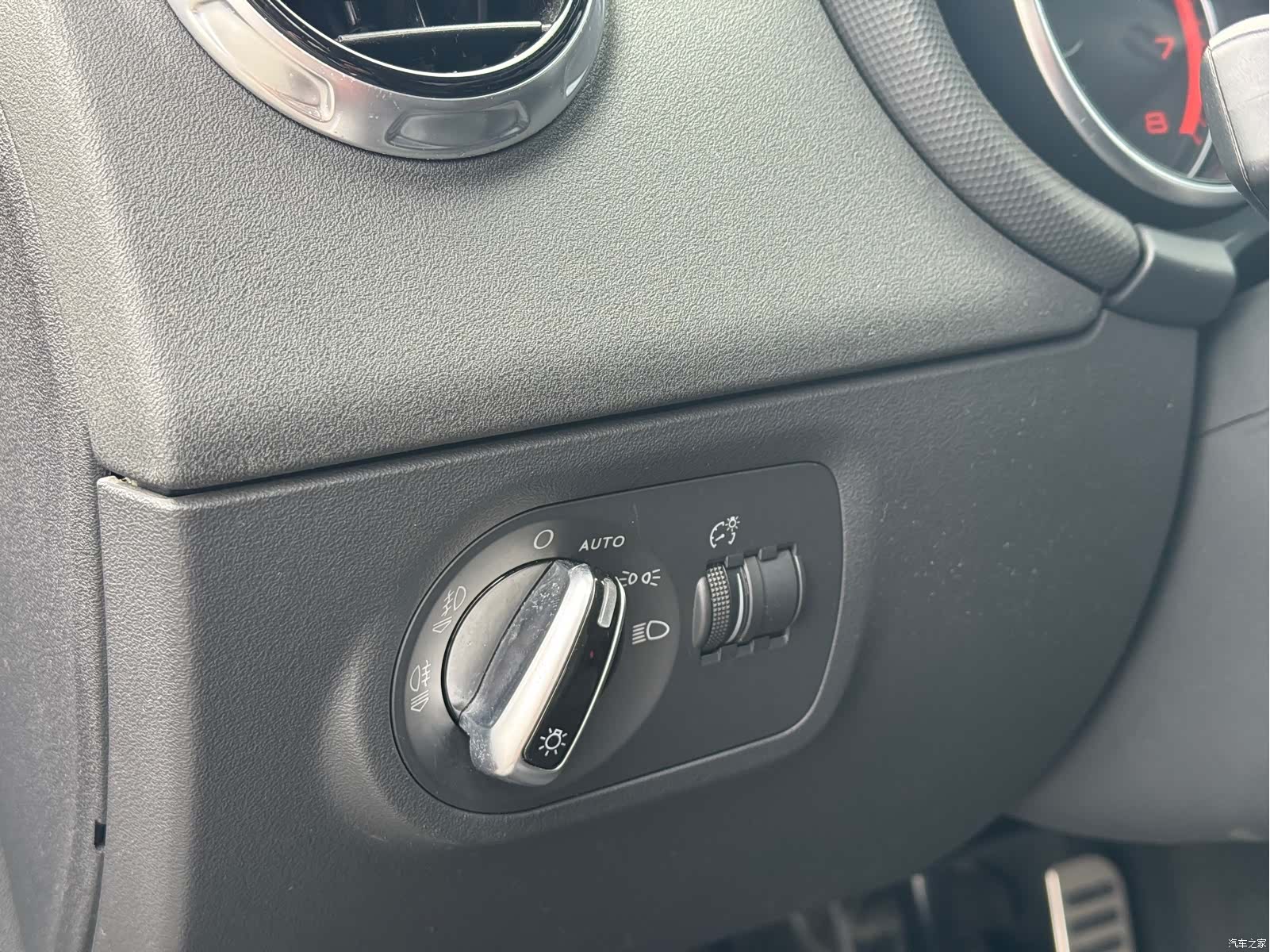 Audi TT, 2014 12
