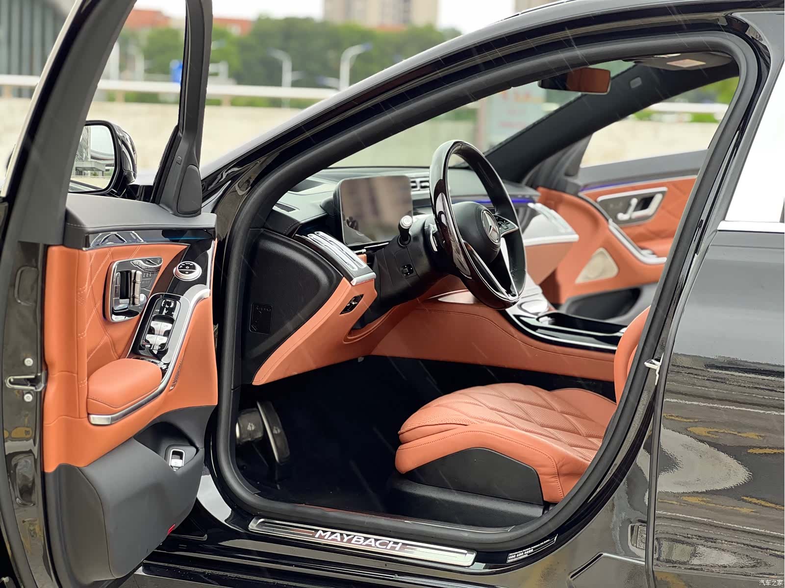 Maybach S-Class, 2022 все фото