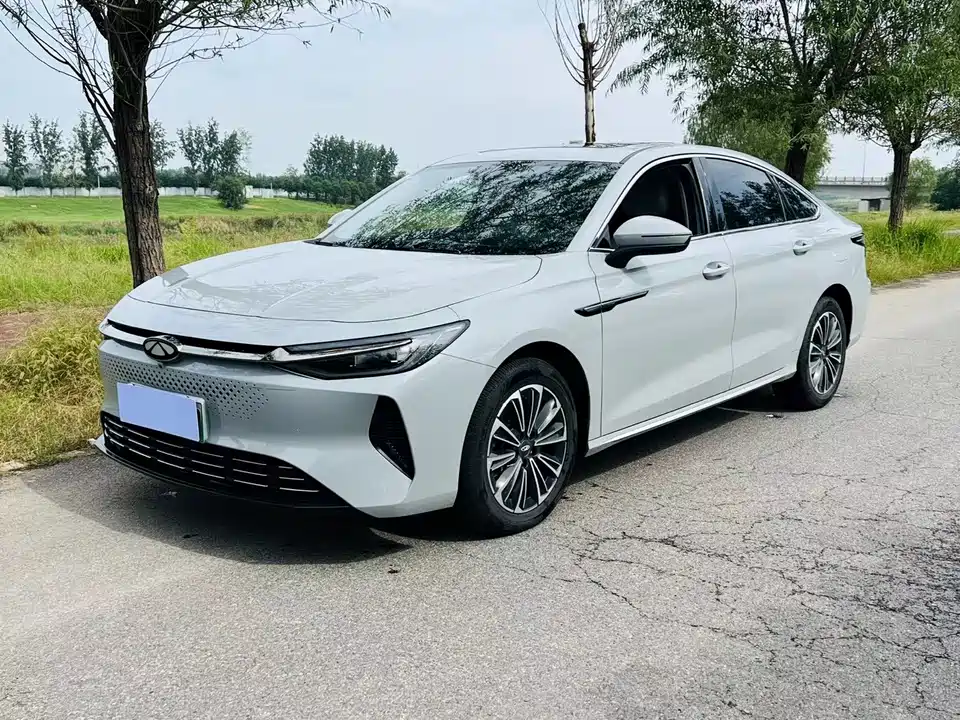 Chery Fulwin Fengyun A8