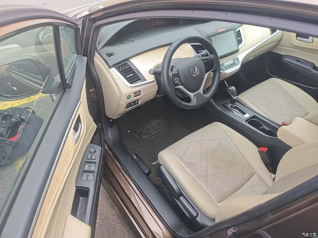 Honda Jade, 2015 16