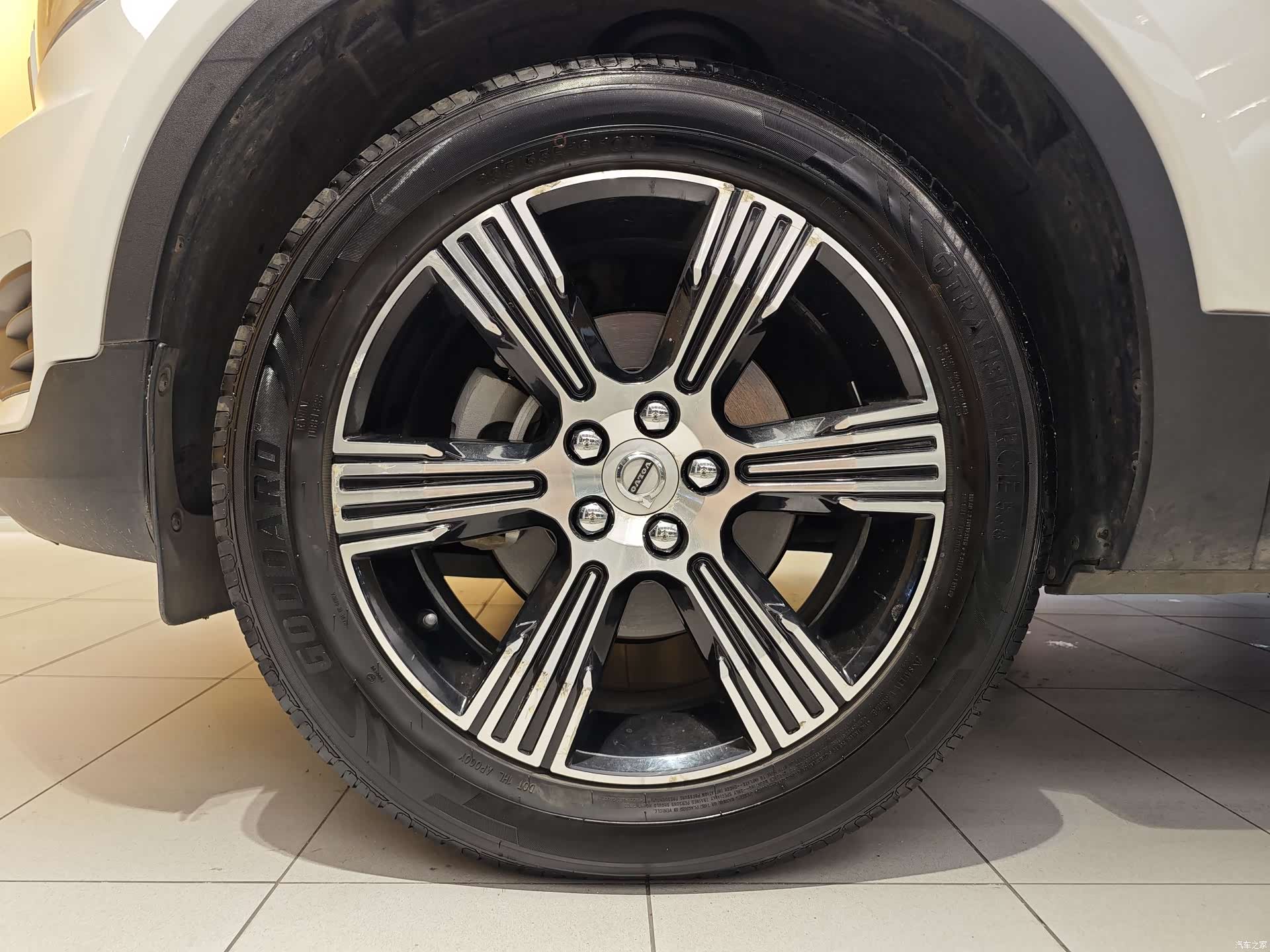 Volvo XC40, 2019 6