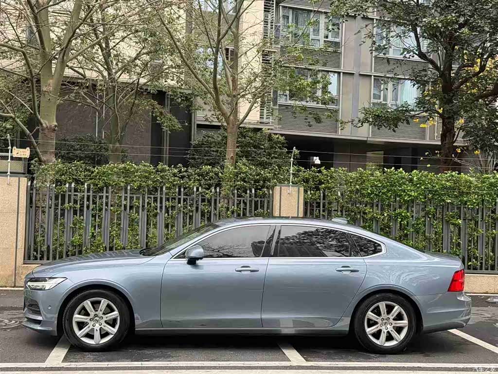 Volvo S90, 2018 3