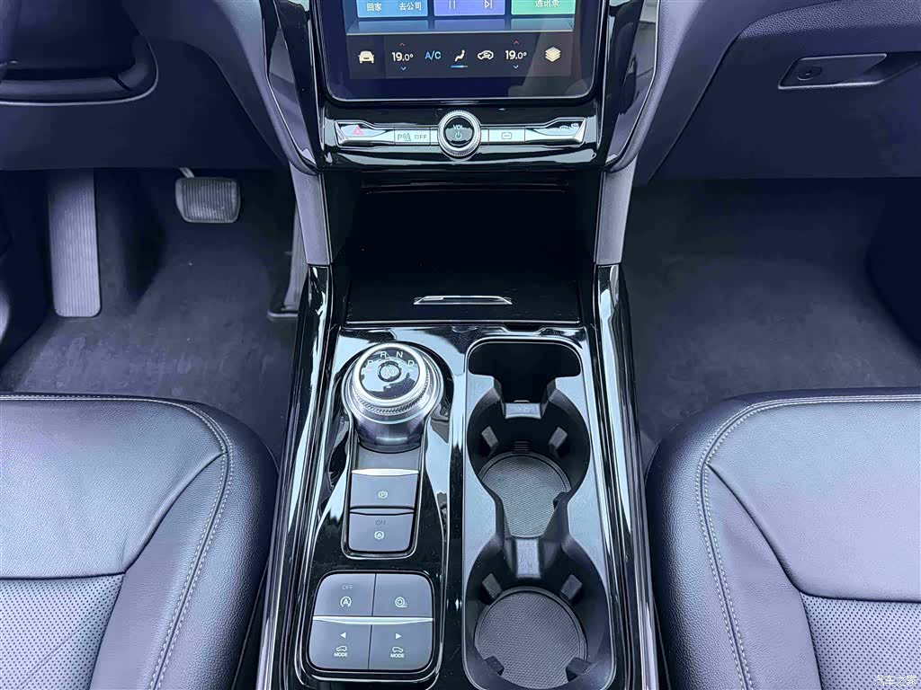 Ford Explorer, 2020 15