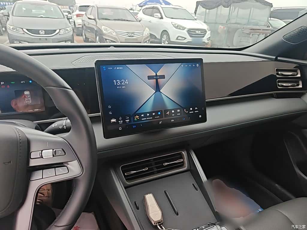 BYD Qin, 2025 10