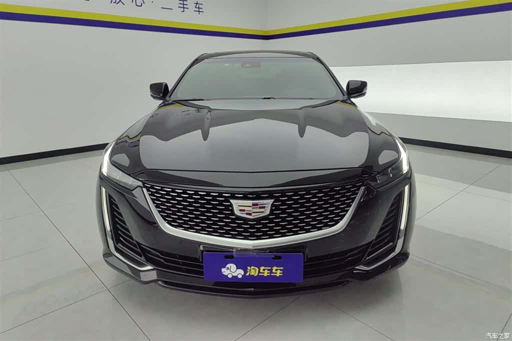 Cadillac CT5, 2022 2