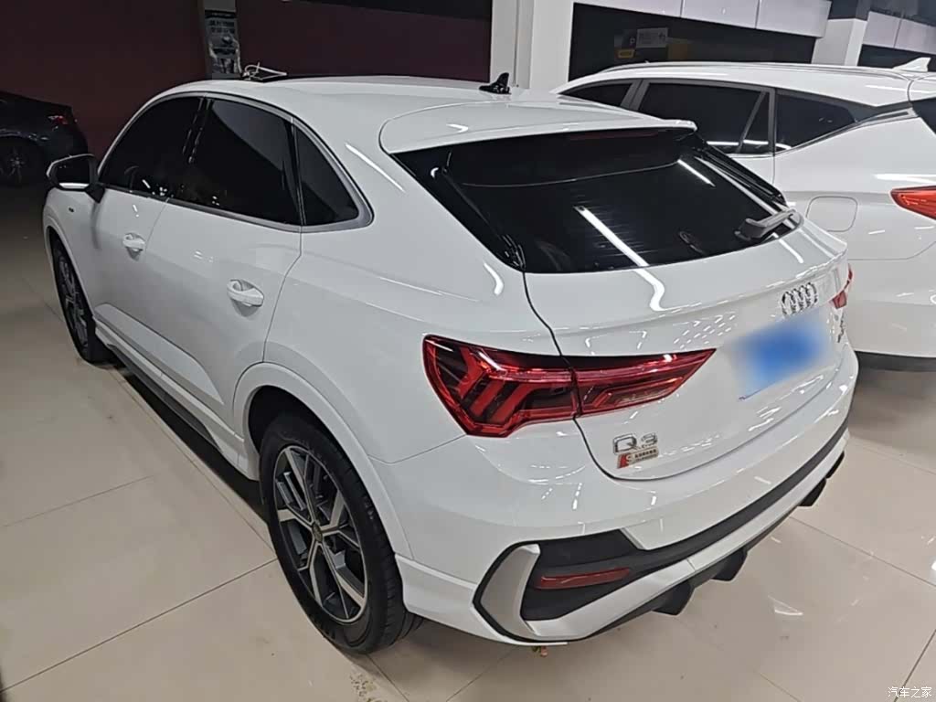 Audi Q3, 2021 все фото