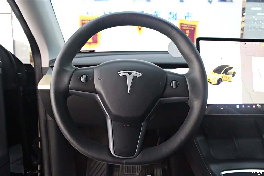 Tesla Model Y, 2023 все фото